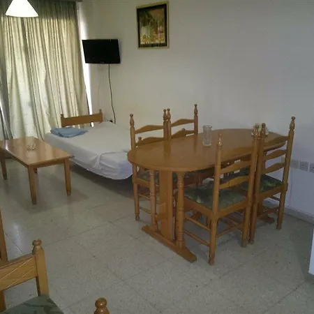 Androthea Hotel